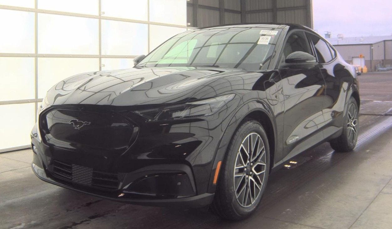 2025 Ford Mustang-Mach-e's photo