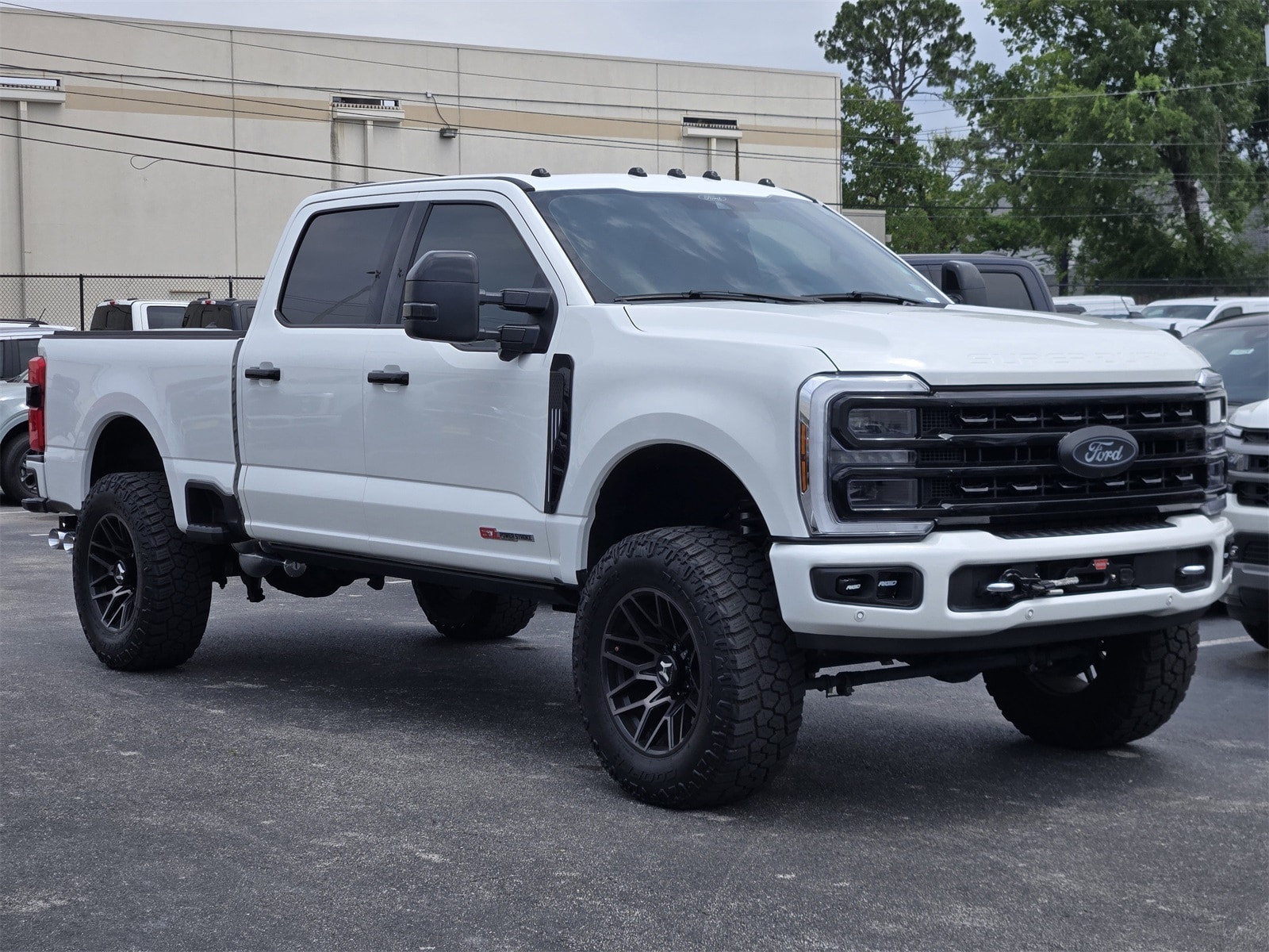 Used 2024 Ford F-250 Super Duty Platinum with VIN 1FT8W2BM6REC38805 for sale in Houston, TX