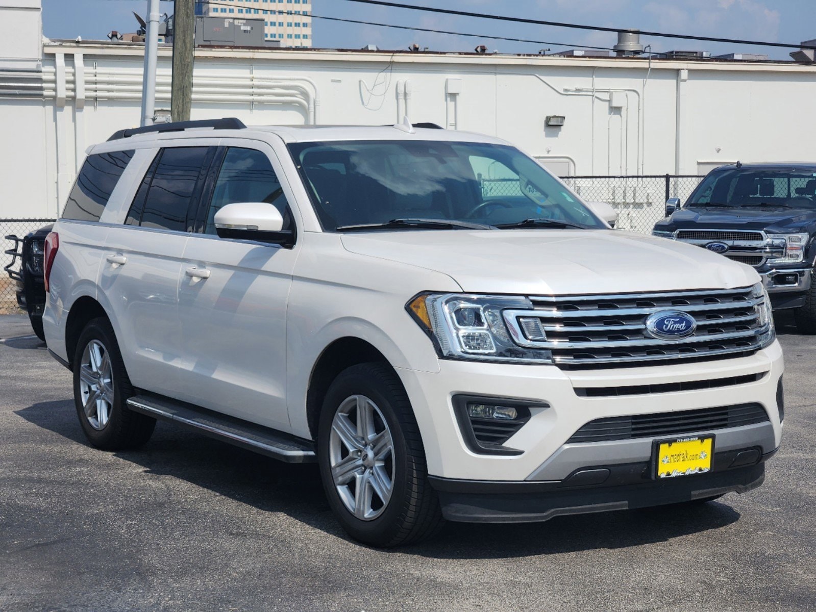 Used 2019 Ford Expedition XLT with VIN 1FMJU1HT6KEA65076 for sale in Houston, TX