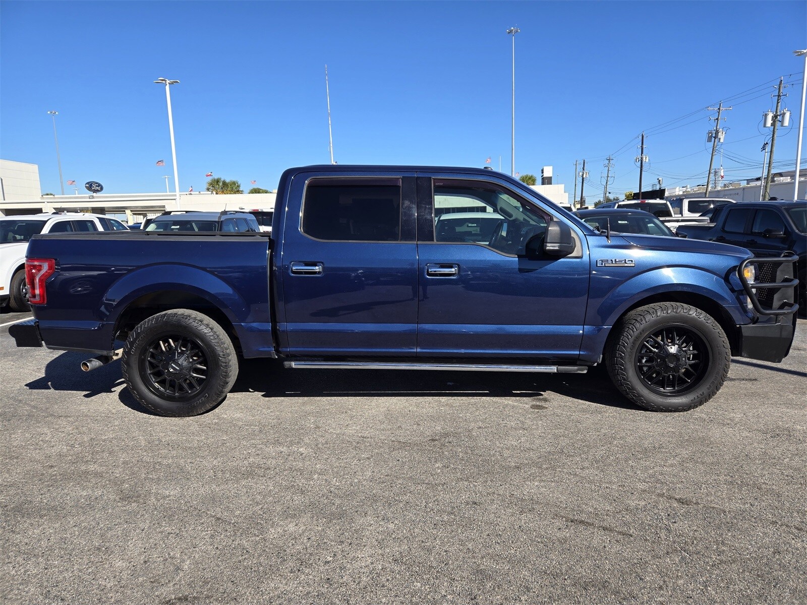 2016 Ford F-150 XLT photo 3