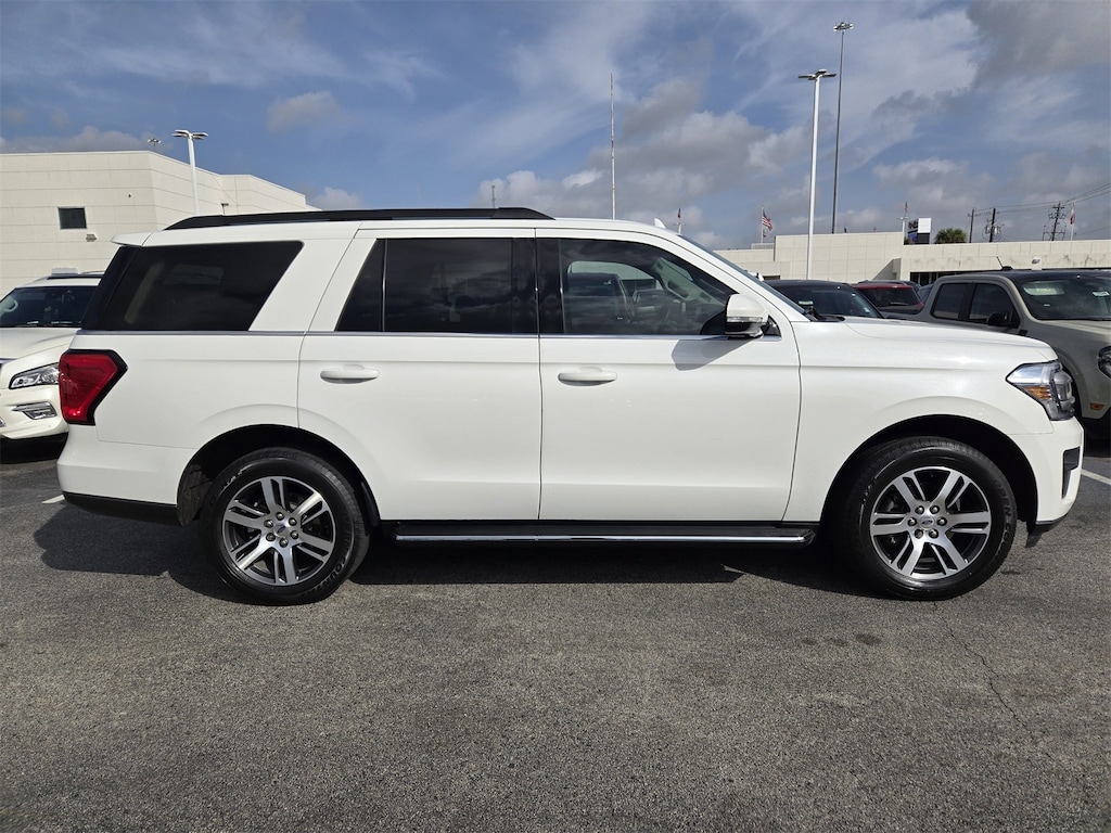 Used 2022 Ford Expedition XLT SUV