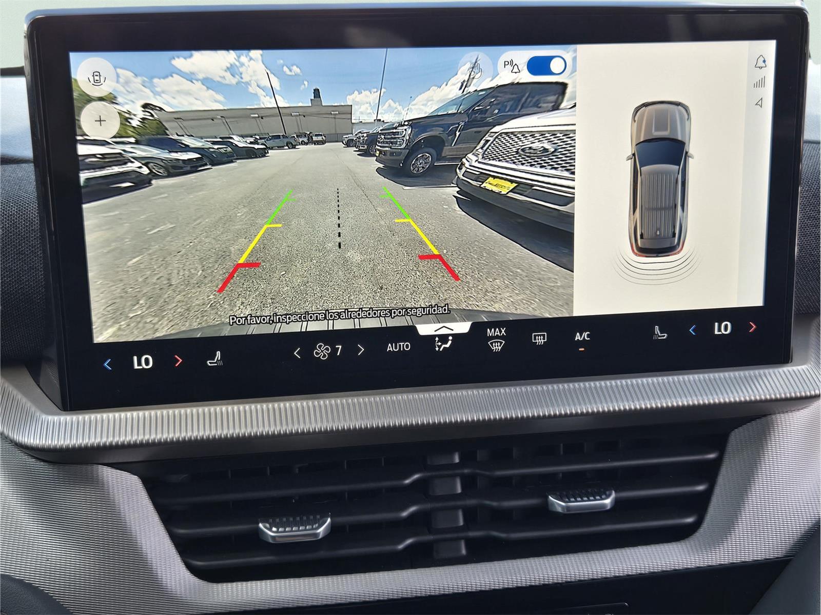 2026 Ford Explorer - Photo 17