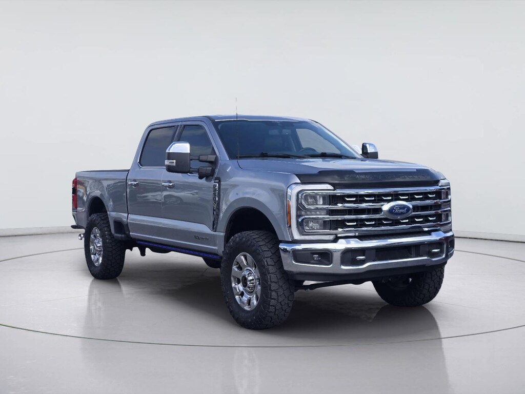 Used 2023 Ford Super Duty F-250 SRW Lariat Truck
