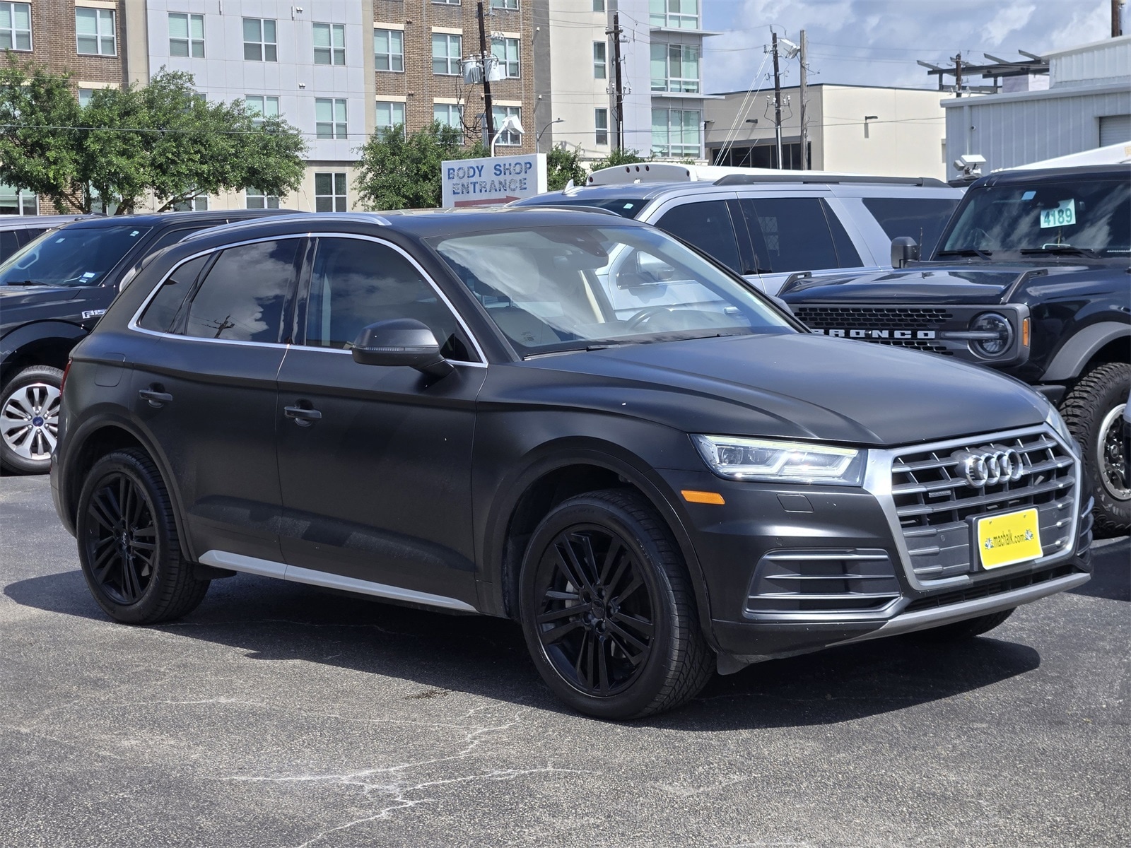Used 2018 Audi Q5 Premium Plus with VIN WA1BNAFY5J2011301 for sale in Houston, TX