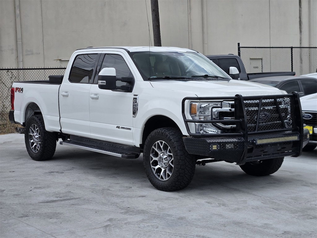 Used 2020 Ford F-250SD Lariat Truck
