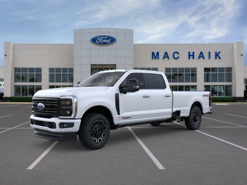 2026 Ford F-350 Super Duty Platinum's photo