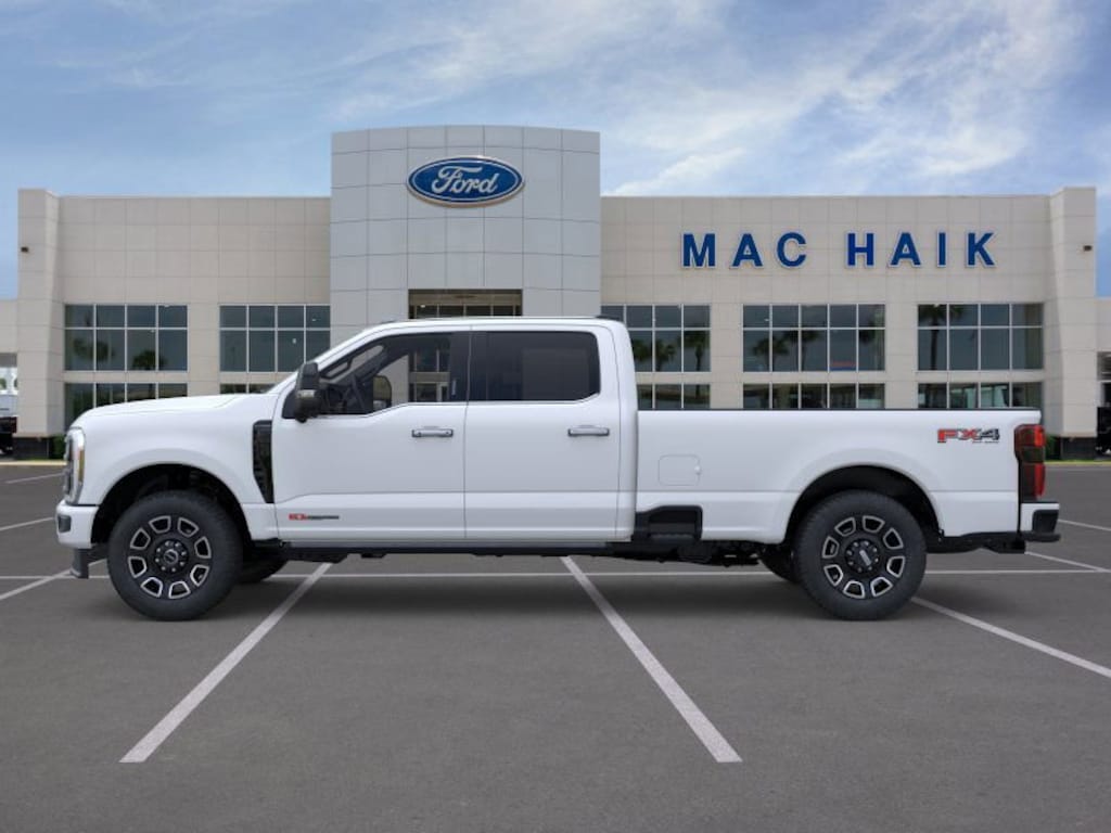 New 2026 Ford F-350 Platinum Truck Crew Cab