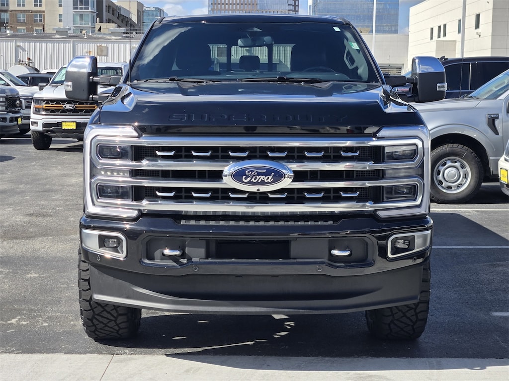 Used 2024 Ford F-250SD Platinum Truck