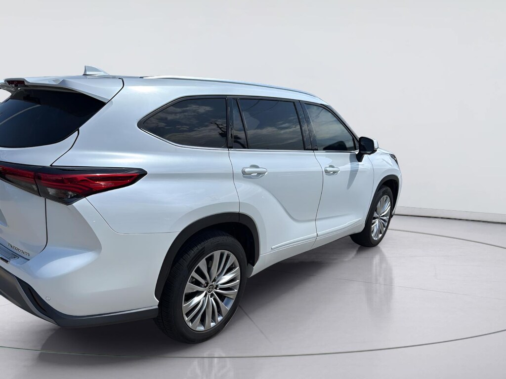 Certified 2023 Toyota Highlander Platinum SUV