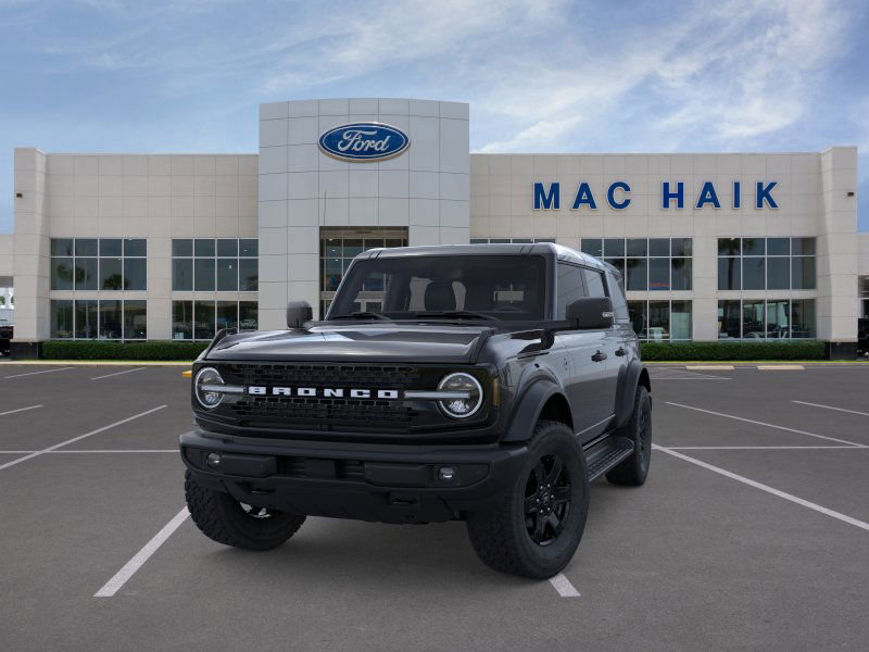 2025 Ford Bronco Outer Banks photo 2