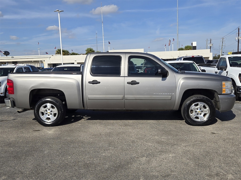 Used 2008 Chevrolet Silverado 1500 LT Truck