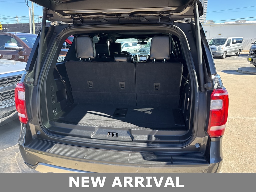 Used 2021 Ford Expedition XLT SUV