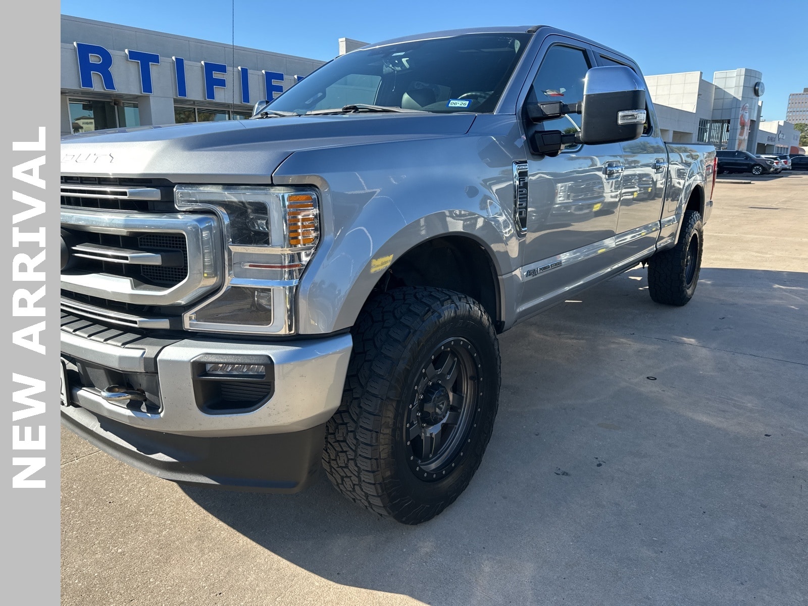 2020 Ford F-250 Super Duty Platinum's photo