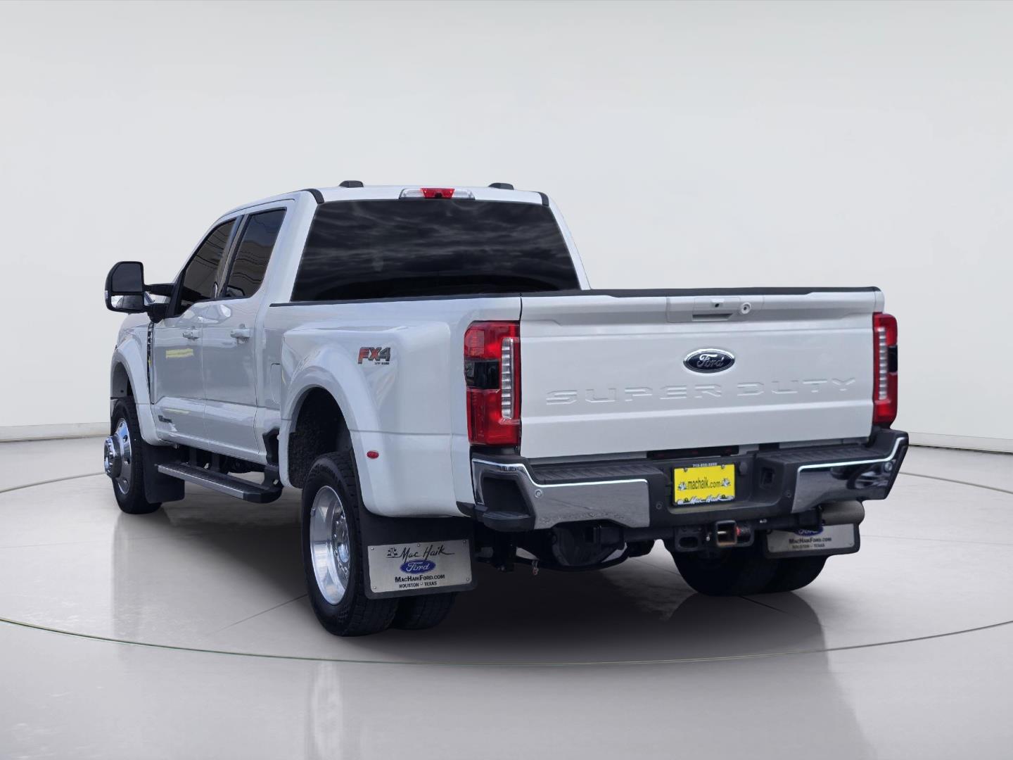 Certified 2026 Ford Super Duty F-450 DRW Lariat Truck
