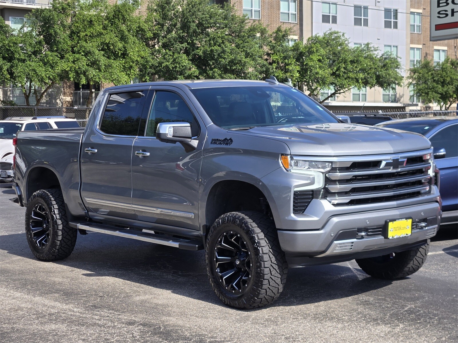 Used 2023 Chevrolet Silverado 1500 High Country with VIN 3GCUDJED4PG364063 for sale in Houston, TX
