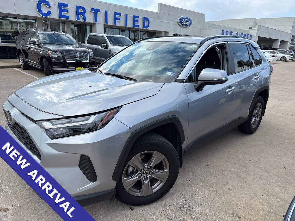 Used 2024 Toyota RAV4 XLE SUV