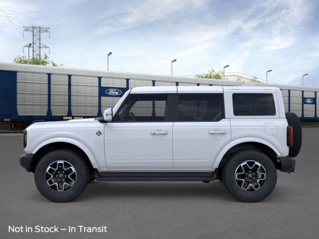 New 2025 Ford Bronco Outer Banks SUV