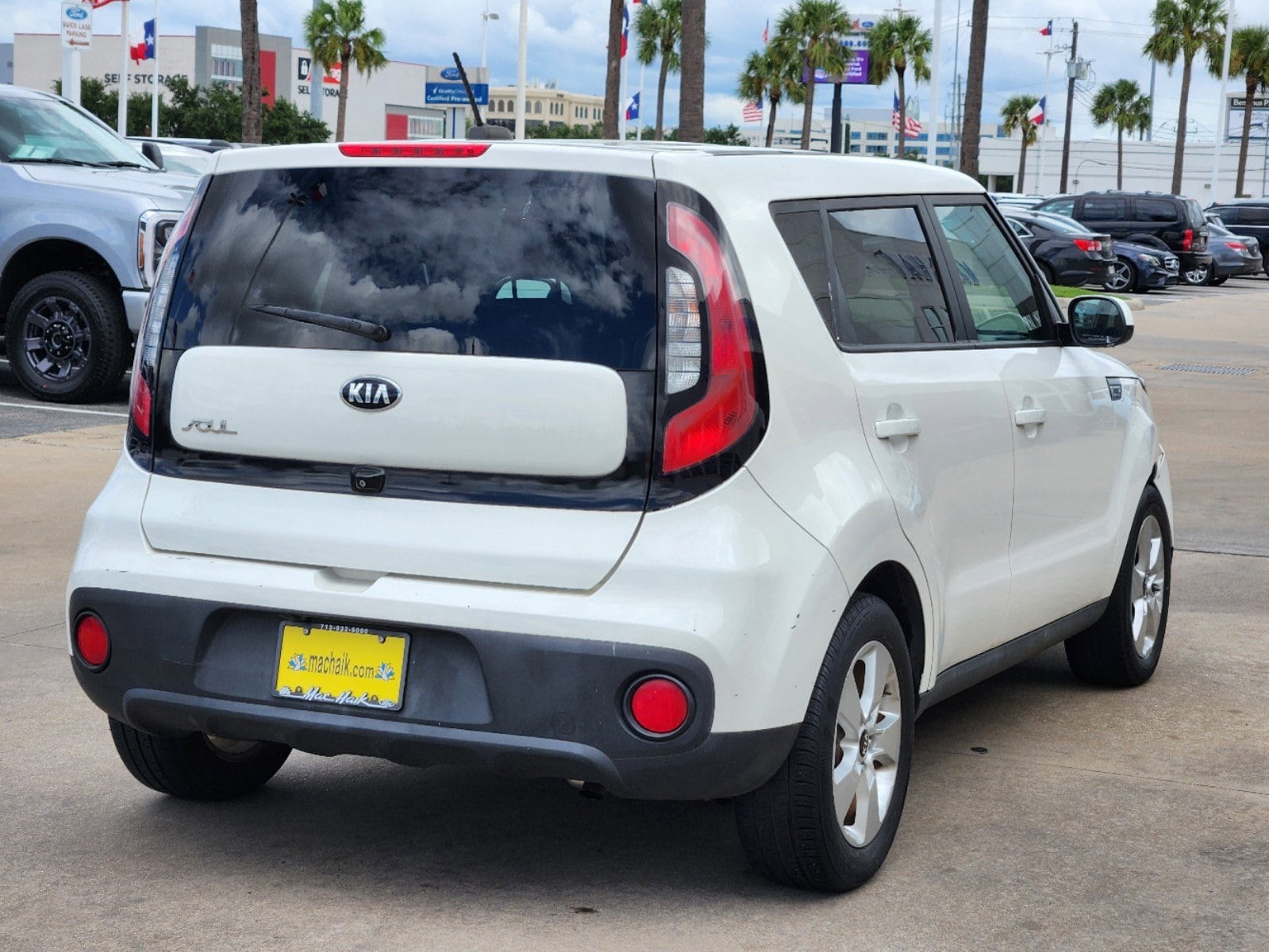 Used 2019 Kia Soul Base with VIN KNDJN2A27K7003201 for sale in Houston, TX