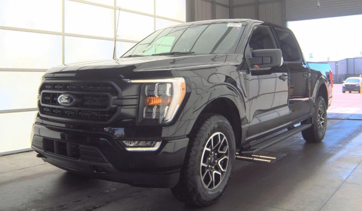 2023 Ford F-150 XLT 4x4 SuperCrew 5-1/2 Box's photo