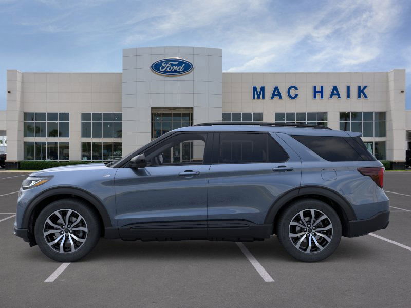 2025 Ford Explorer ST-Line photo 3