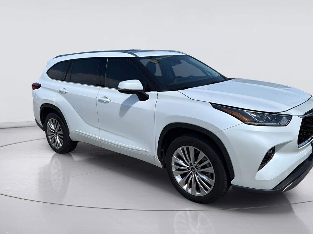 Certified 2023 Toyota Highlander Platinum SUV