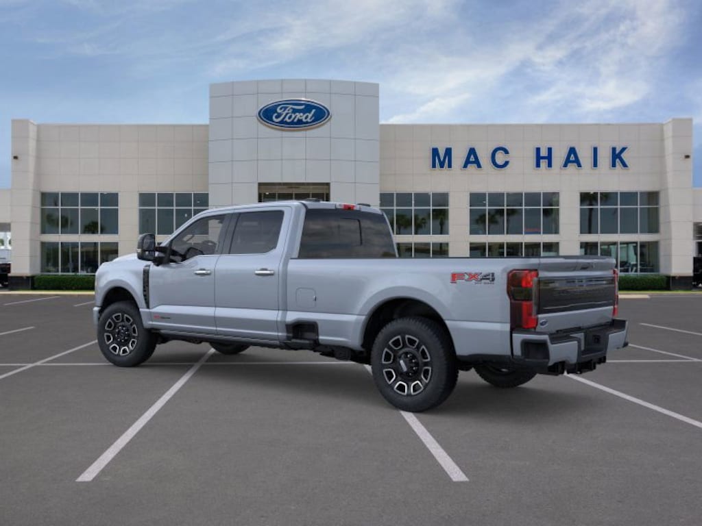 New 2026 Ford F-350 Platinum Truck Crew Cab