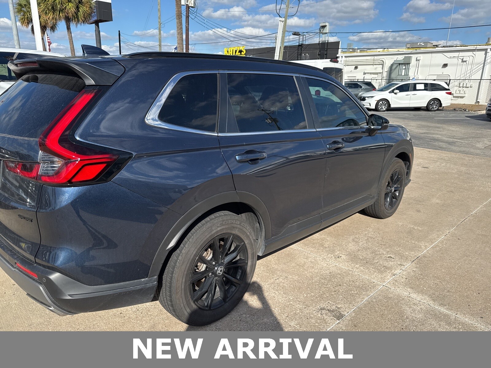 2025 Honda CR-V Hybrid Sport-L photo 2