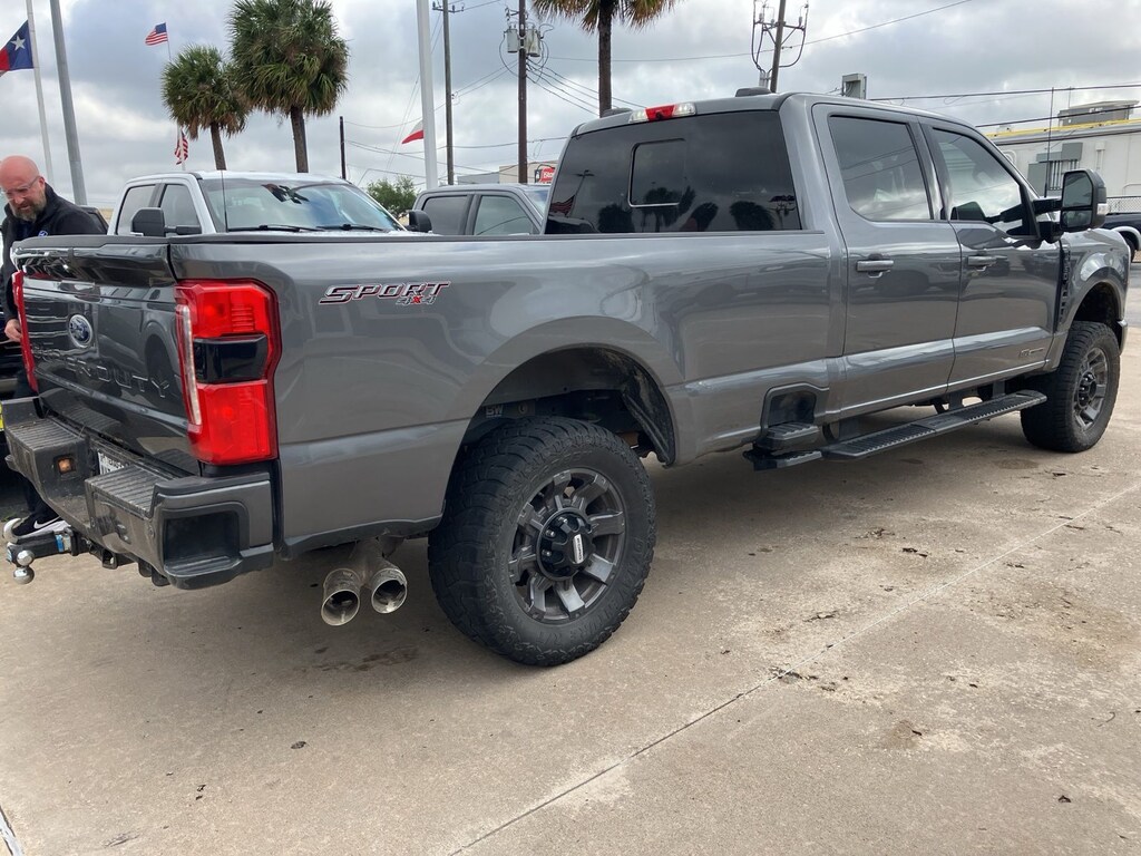 Used 2024 Ford F-350SD Lariat Truck