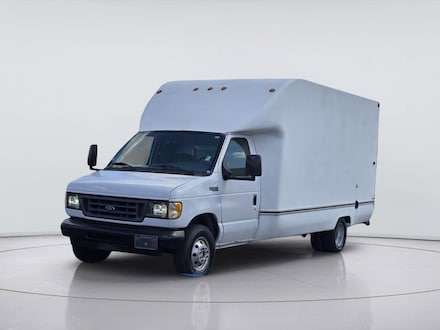 2003 Ford Econoline Commercial Cutaway Standard Specialty Vehicle