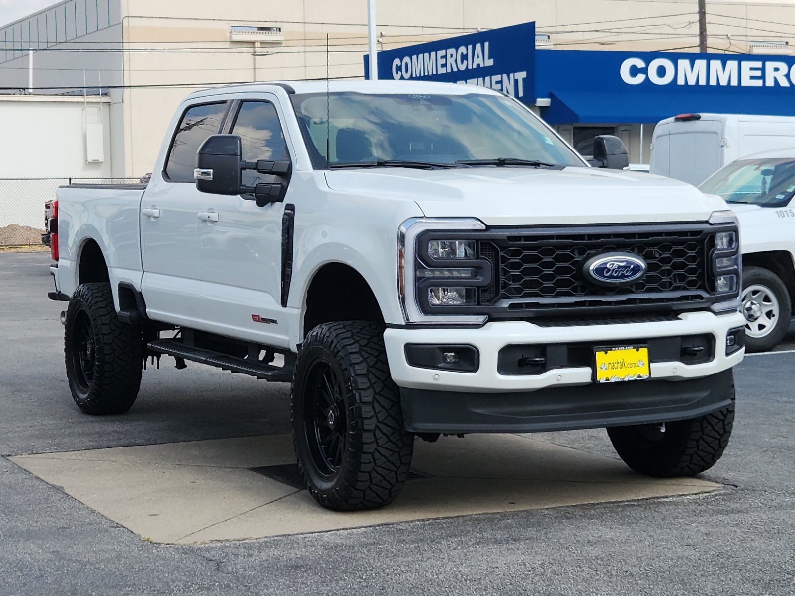 Used 2024 Ford F-250 Super Duty Lariat with VIN 1FT8W2BM8REC68775 for sale in Houston, TX