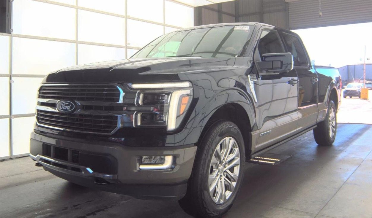 2025 Ford F-150's photo