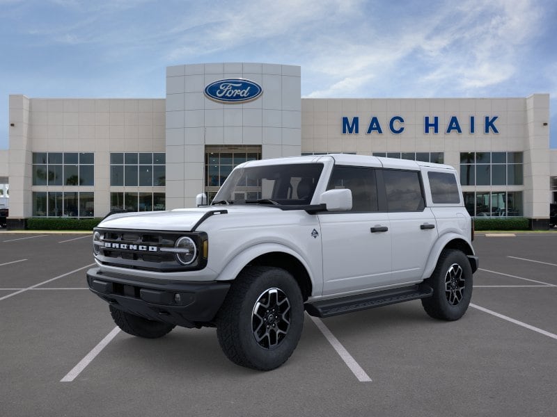 2026 Ford Bronco Outer Banks 4x4's photo