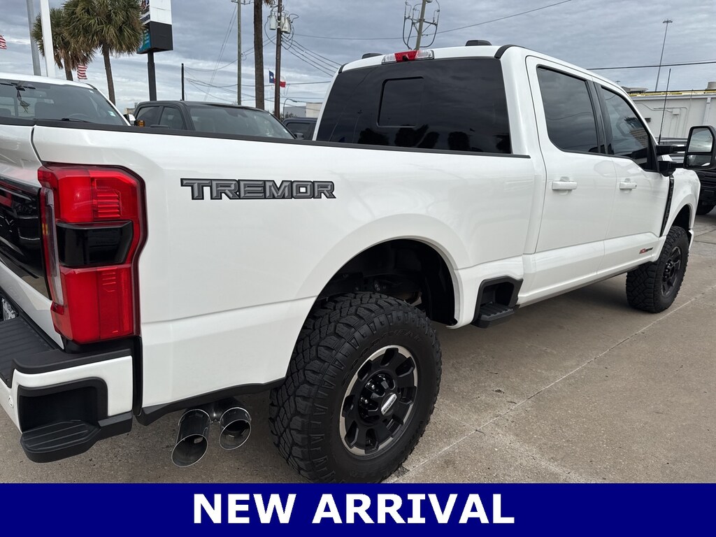 Used 2025 Ford F-350SD Platinum Truck