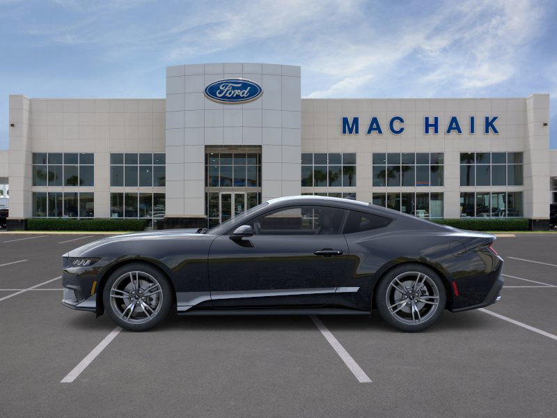 2025 Ford Mustang EcoBoost photo 3