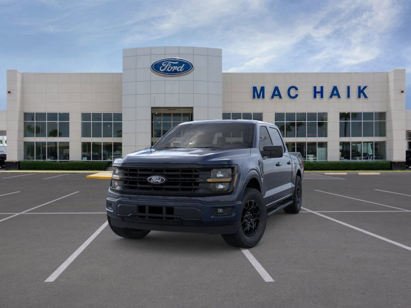 2025 Ford F-150 XLT photo 2