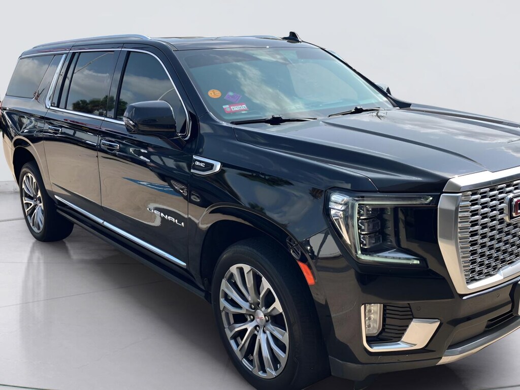 Used 2021 GMC Yukon XL Denali SUV