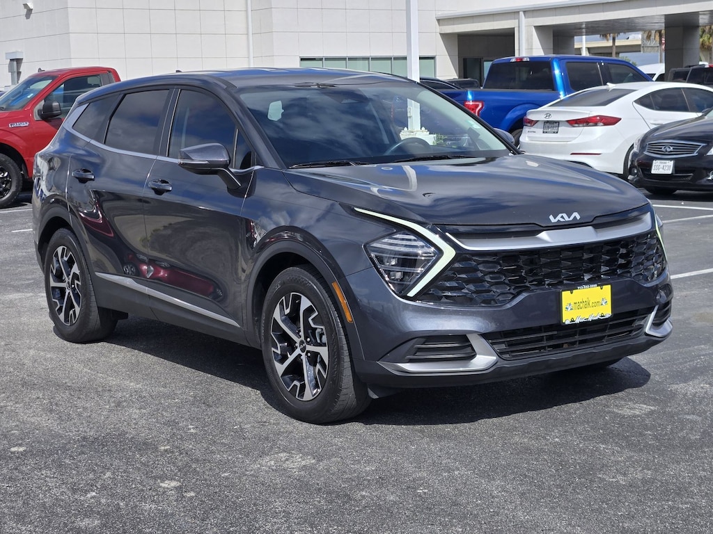 Used 2024 Kia Sportage EX SUV