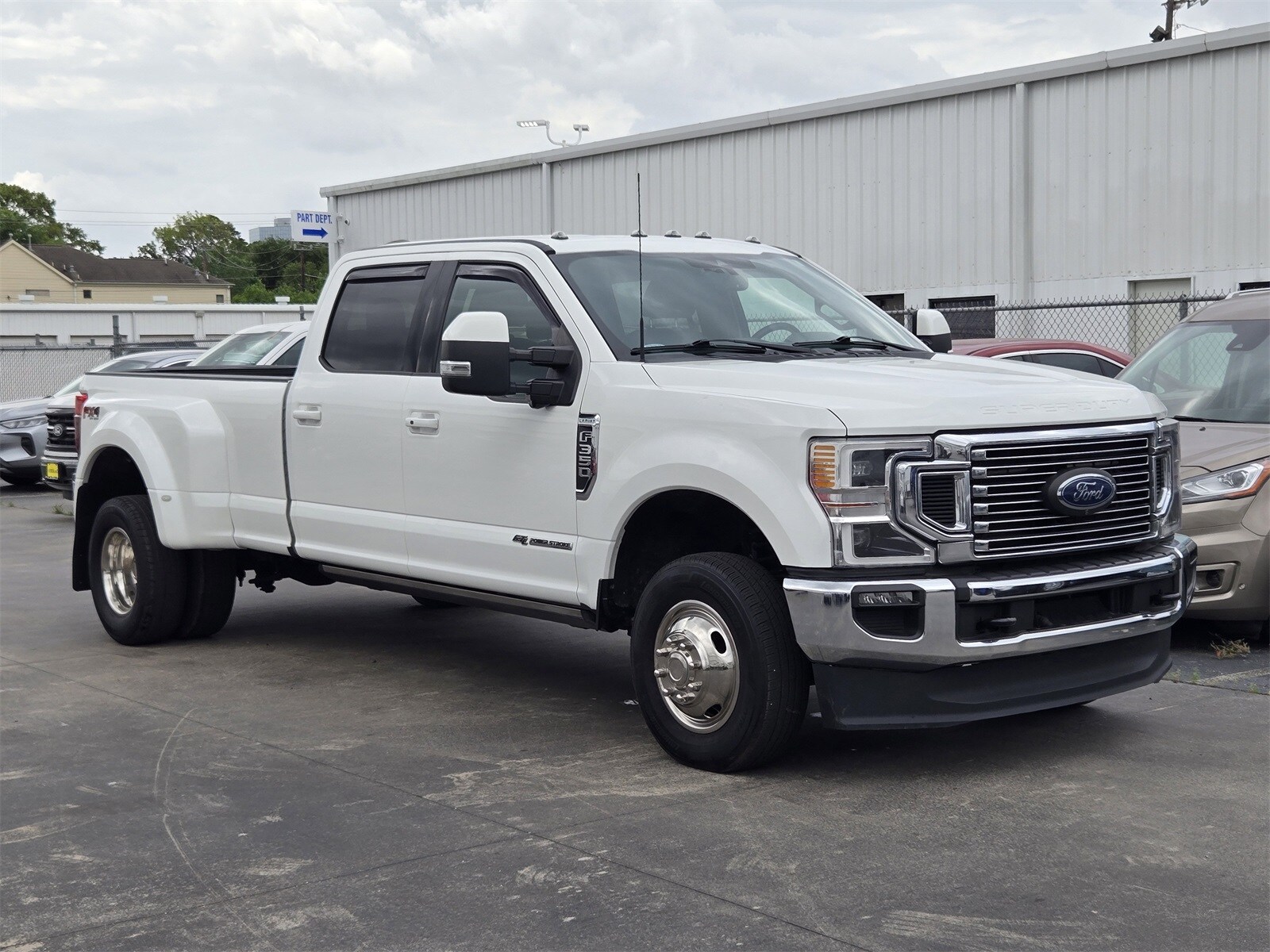Used 2022 Ford F-350 Super Duty Lariat with VIN 1FT8W3DT0NEC08476 for sale in Houston, TX