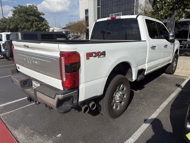 2024 Ford F-250 photo 2