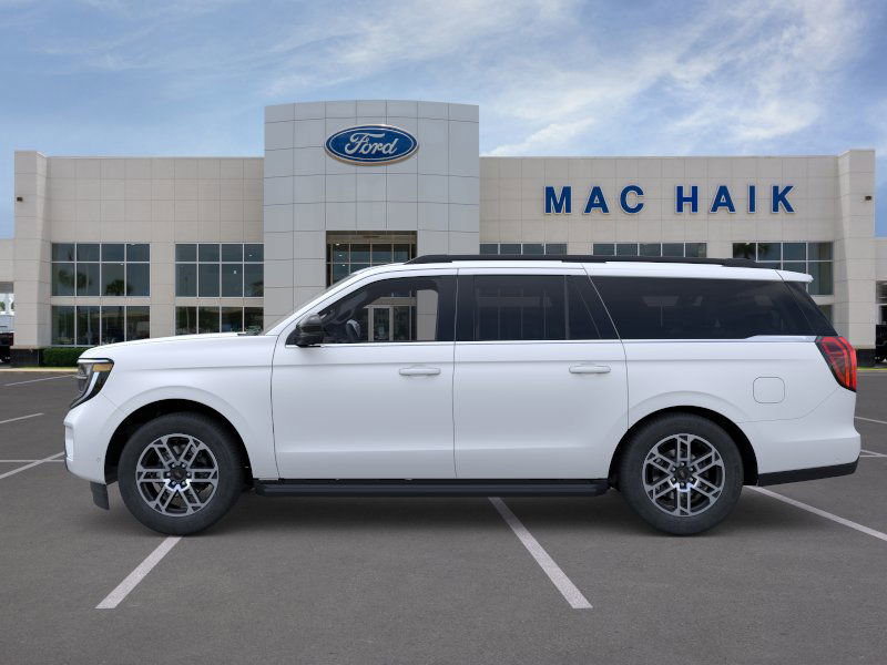 2025 Ford Expedition MAX photo 3