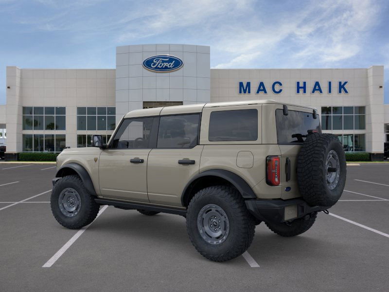 2025 Ford Bronco Badlands photo 2