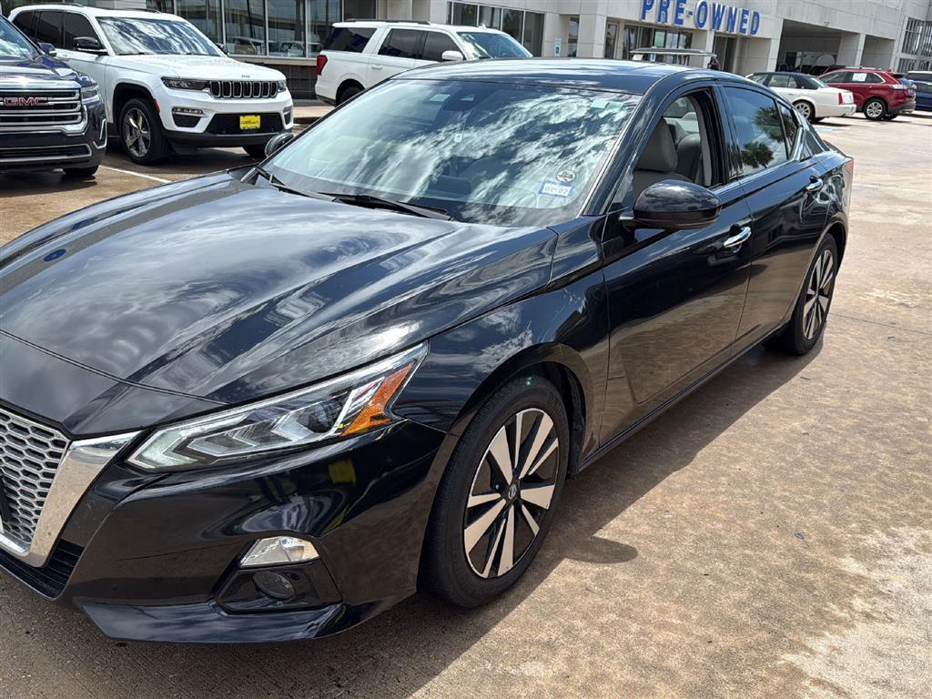2019 Nissan Altima 2.5 SL's photo