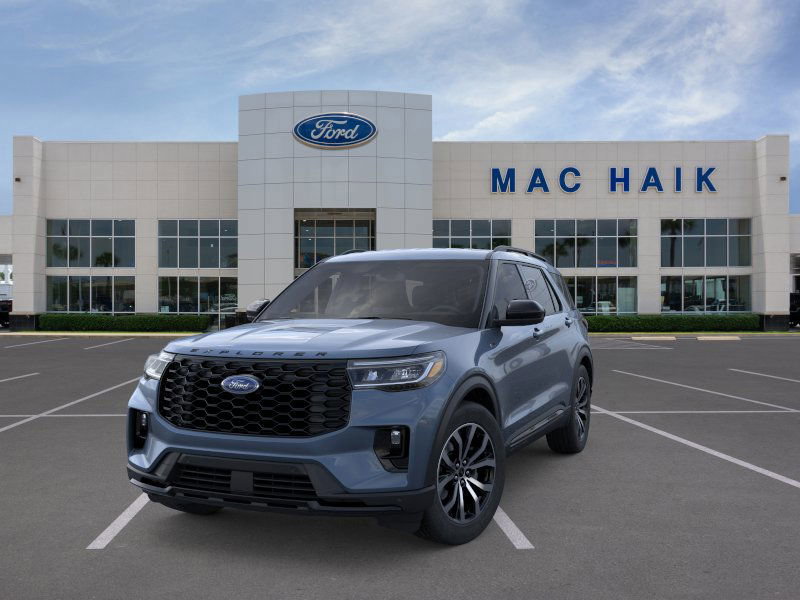2025 Ford Explorer ST-Line photo 2