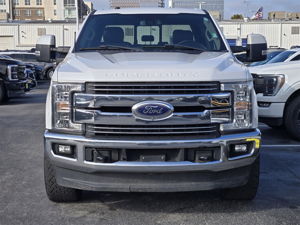 Used 2018 Ford F-250SD Lariat Truck