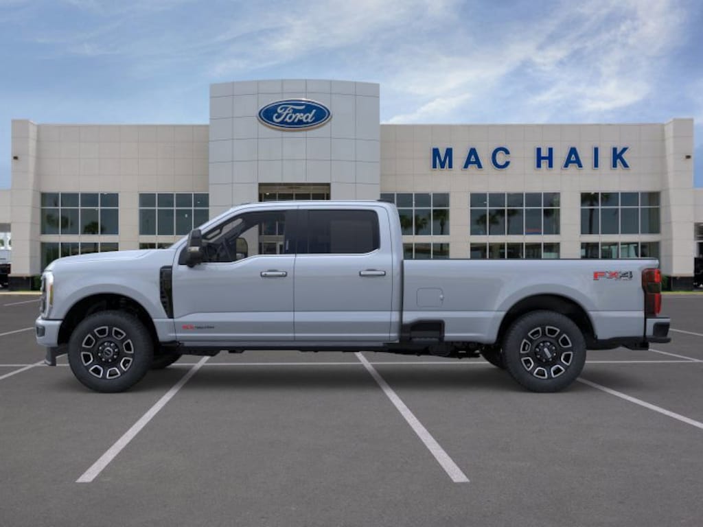 New 2026 Ford F-350 Platinum Truck Crew Cab