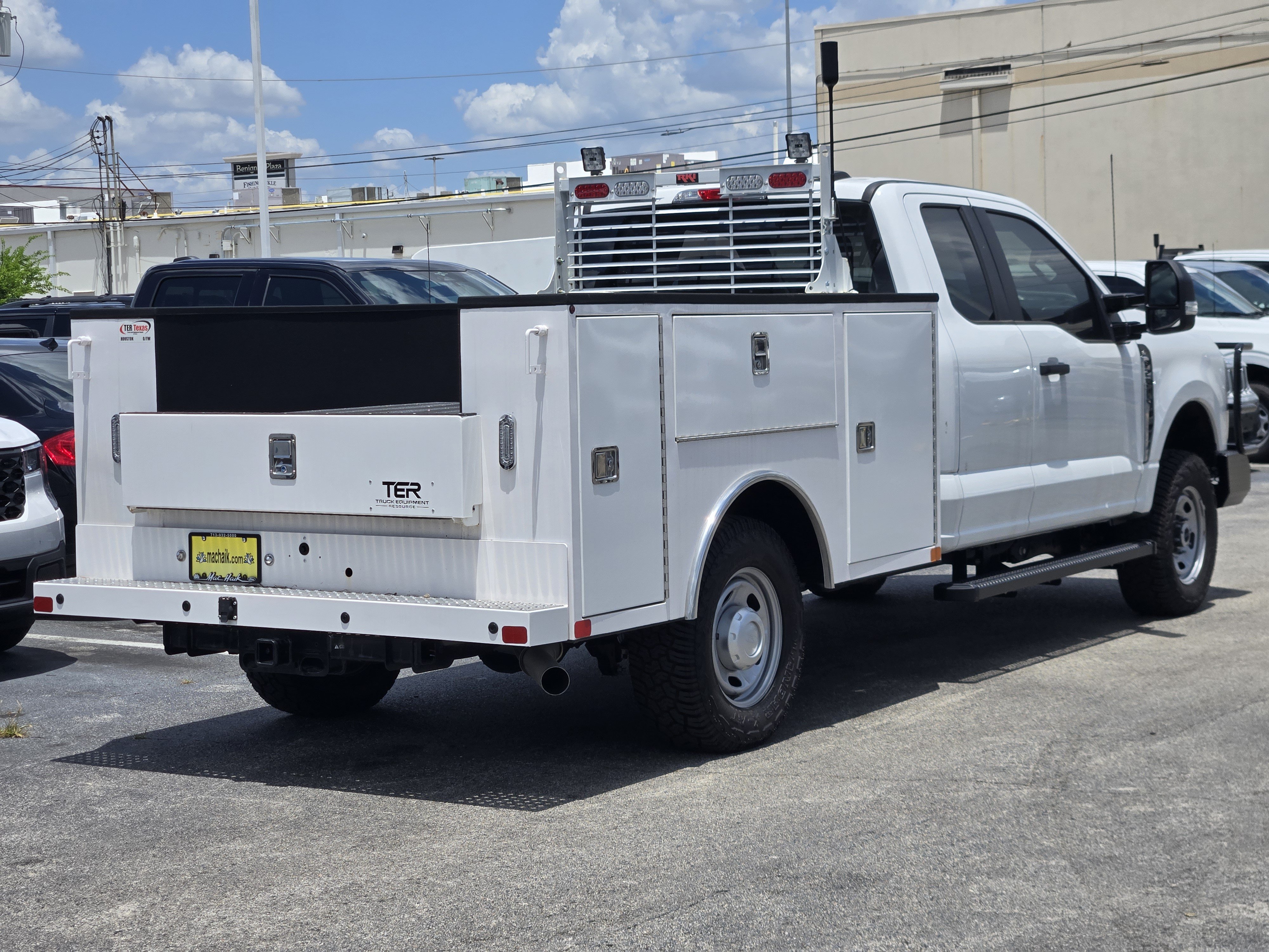 New 2025 Ford F-250 XL Truck Super Cab