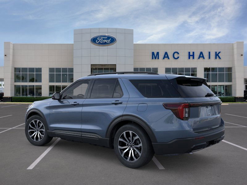 2025 Ford Explorer ST-Line photo 4
