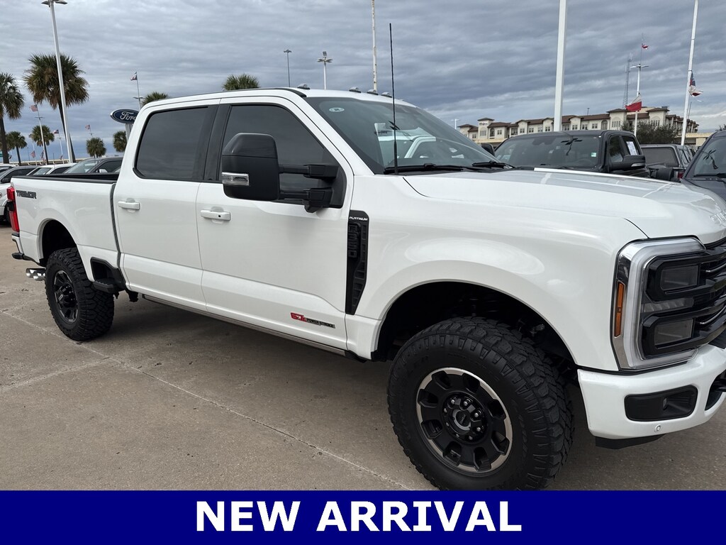 Used 2025 Ford F-350SD Platinum Truck