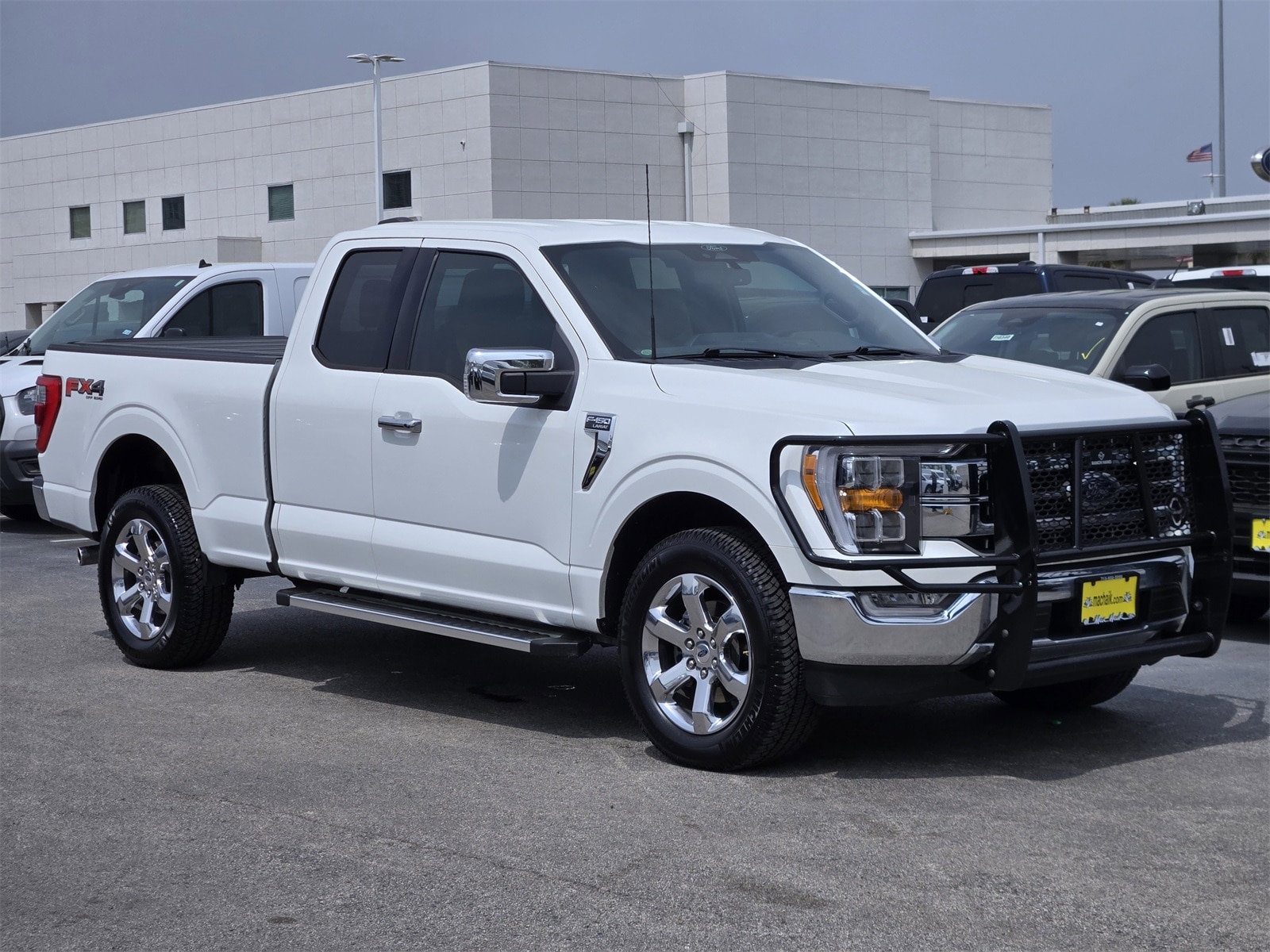 Used 2022 Ford F-150 Lariat with VIN 1FTFX1E84NFB21239 for sale in Houston, TX