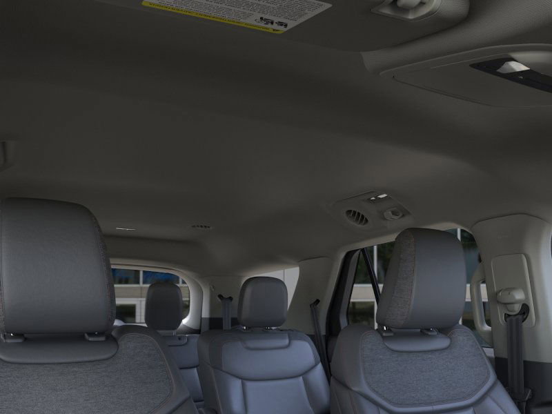 2025 Ford Explorer Active - Photo 22